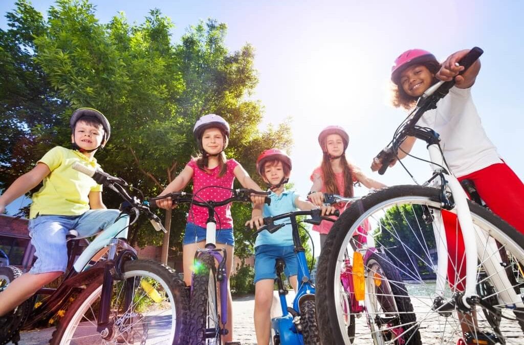 Bicycle Safety Tips for the Whole Family